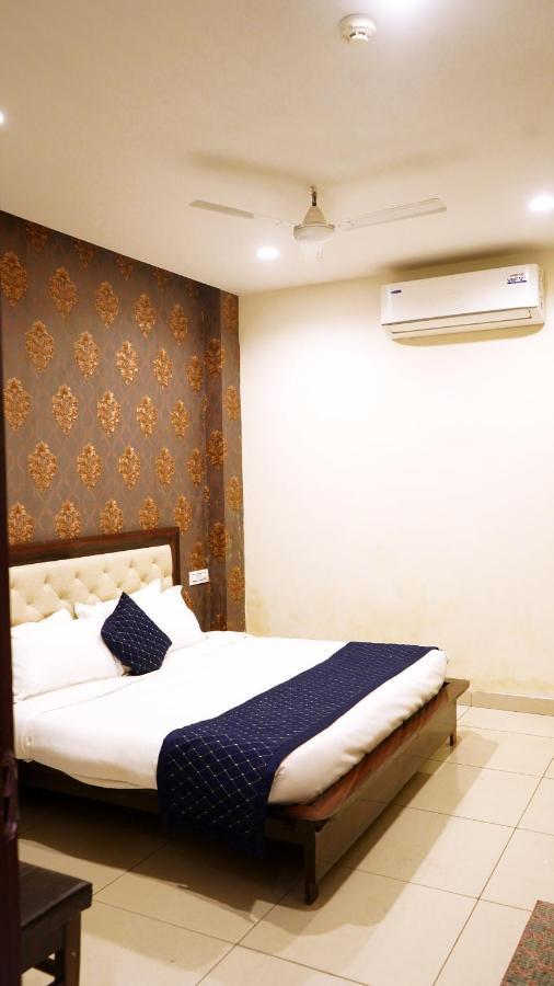 Aa Hotels & Resorts Zirakpur Exterior foto